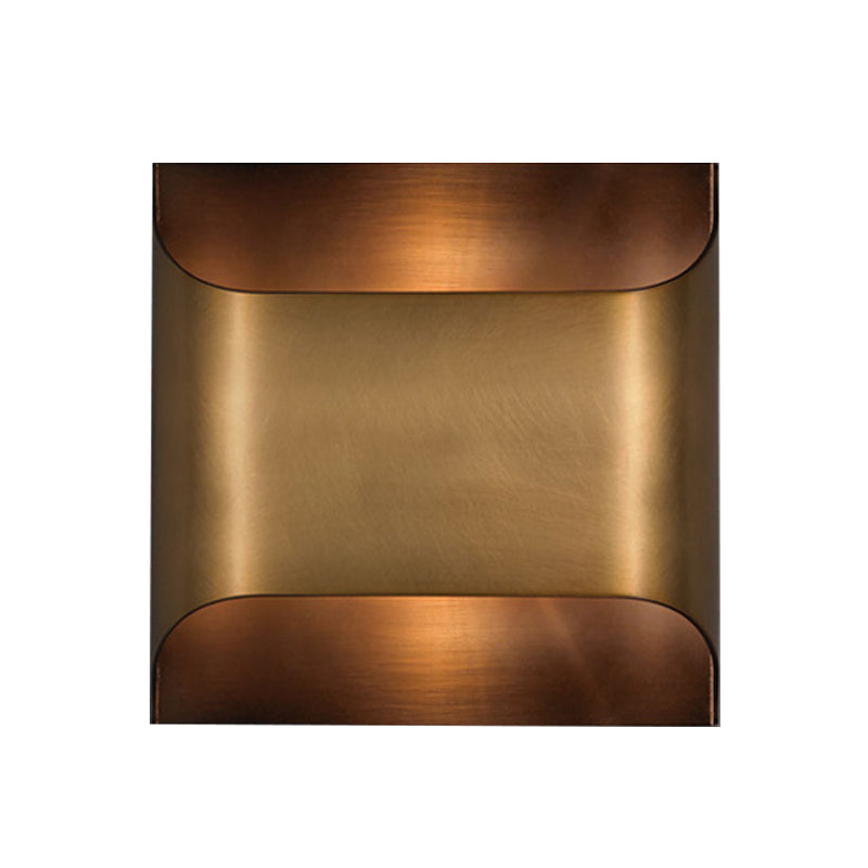 Rynx | Colonial Square/Rectangular Wall Lamp 1 Main Metal Surface Mounted Wall Lamp in Brass for Bedroom