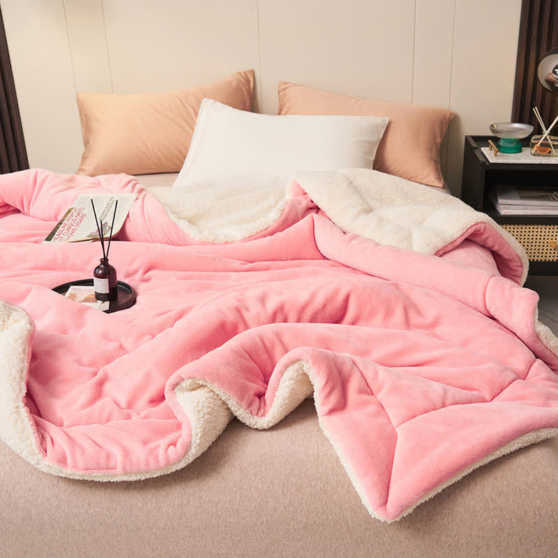 Rynx | Solid thick double-sided velvet cube blanket