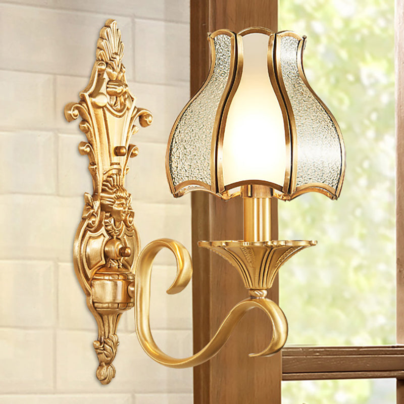 Rynx | Metal Brass Wall Lamp Curvy 1/2 Cups Traditional Wall Mount Lamp for Living Room