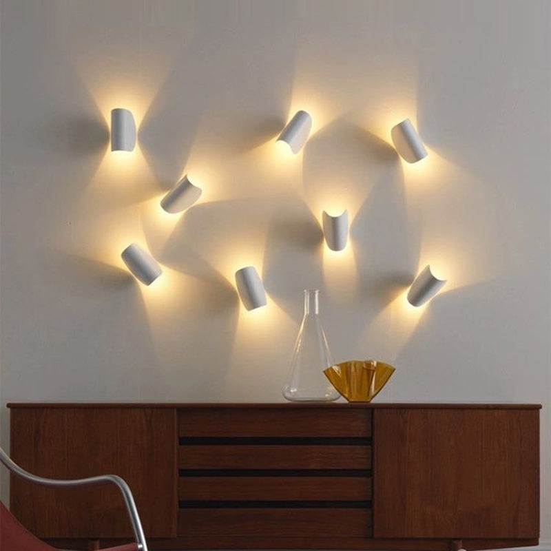 Rynx | Eveline Modern Geometric LED Wall Lamp - 4 Colors Indoor/Outdoor Metal
