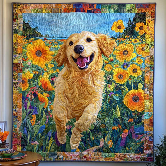 Rynx | Running Golden Retriever Quilt
