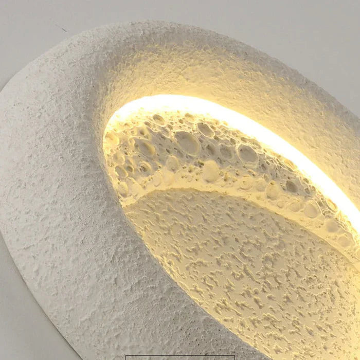 Rynx | LunaGlow circular wall lamp - elegant and modern design
