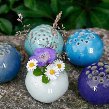 Rynx | Perforated handmade vase flower stone table decoration