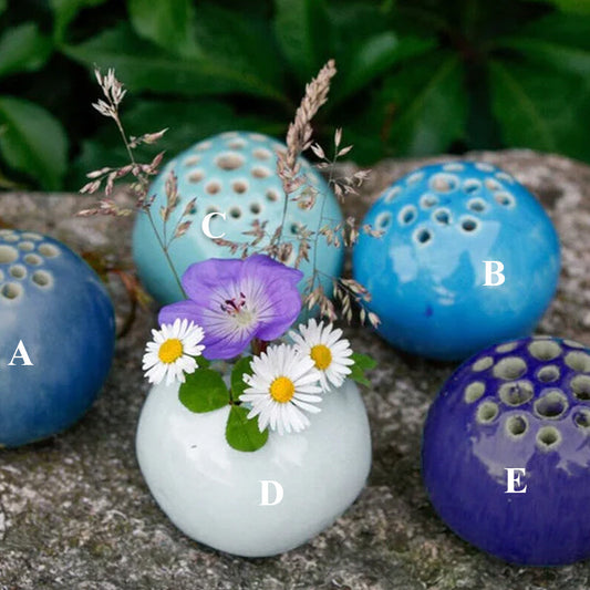 Rynx | Perforated handmade vase flower stone table decoration