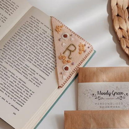 Rynx | Personalized hand-embroidered corner bookmark