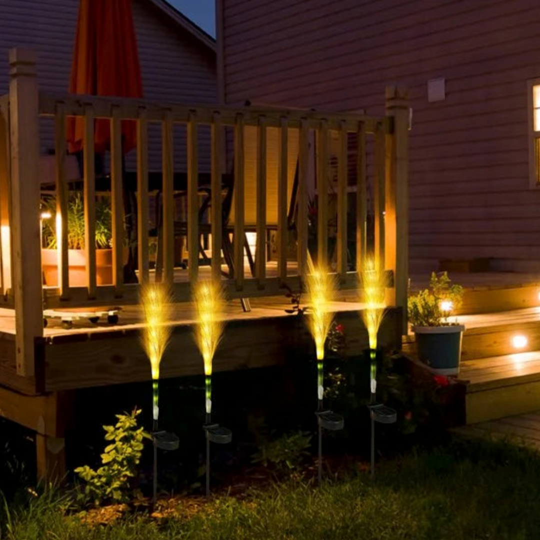 Rynx | SolarPlume Outdoor Courtyard Lamps