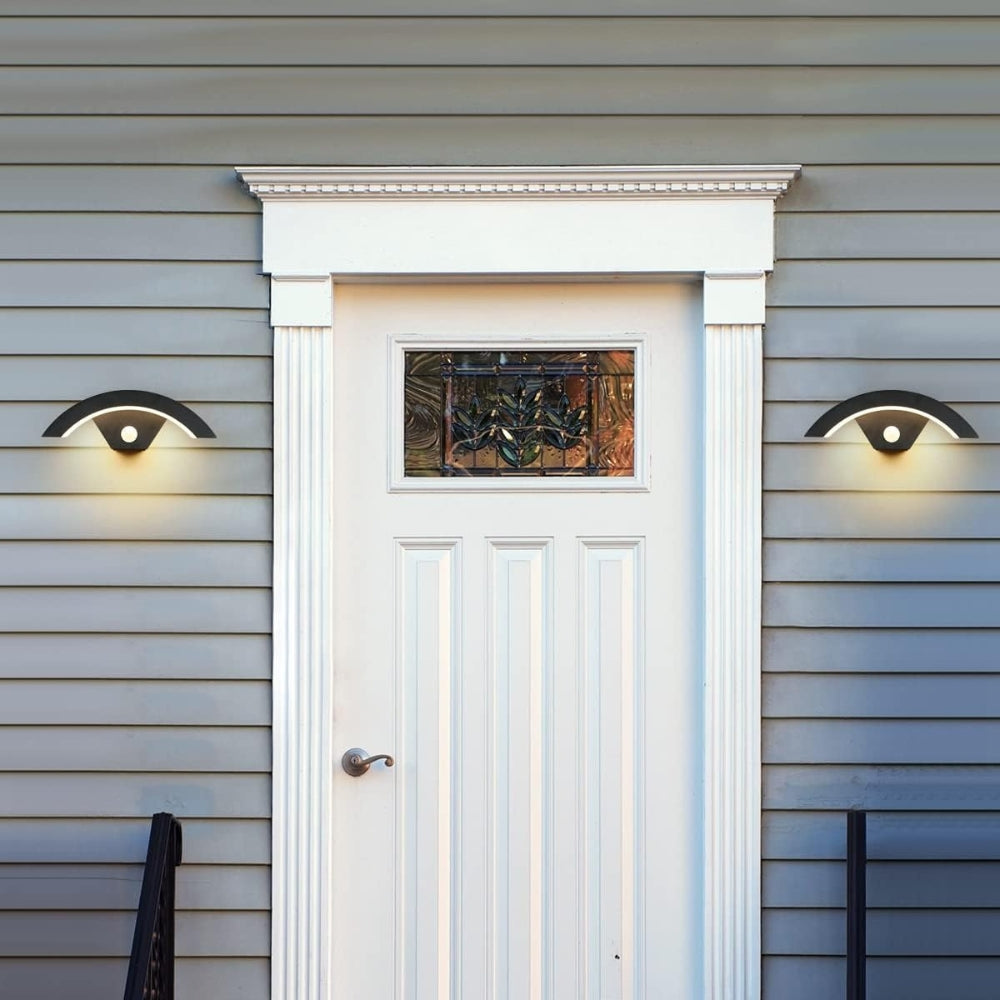 Rynx | EyeGlow adjustable wall lamp – elegant minimalist design