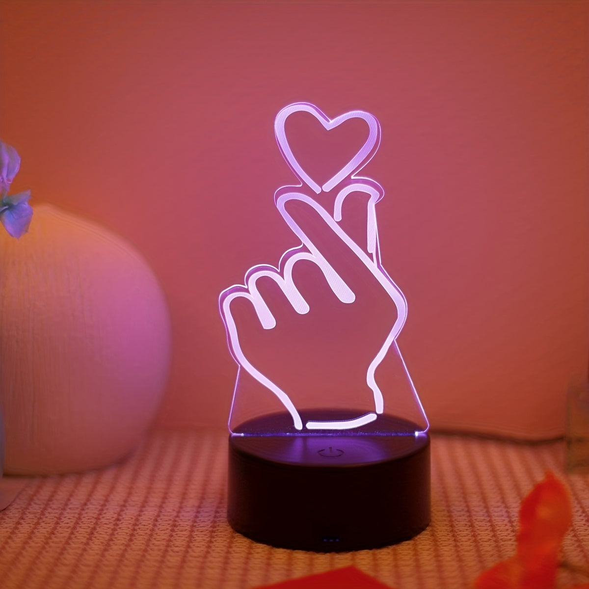 Rynx | IllumiHeart - 7-color LED Night Light with Touch Control