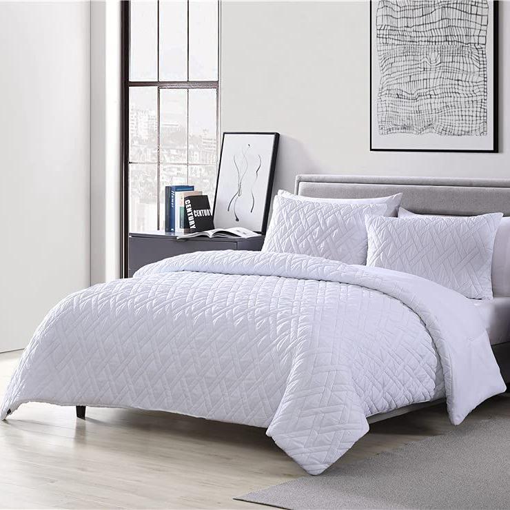 Rynx | 3-Piece: Embossed Quilted Larch Bedspread Set