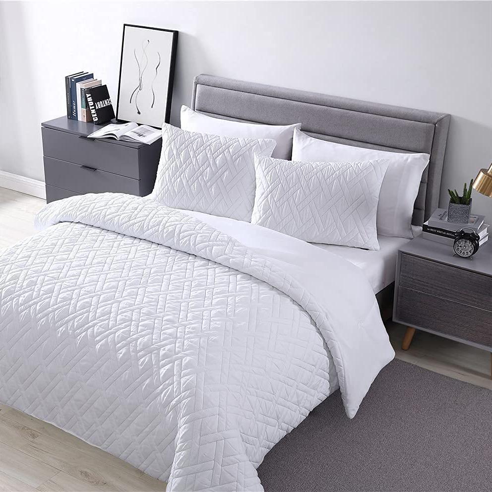 Rynx | 3-Piece: Embossed Quilted Larch Bedspread Set