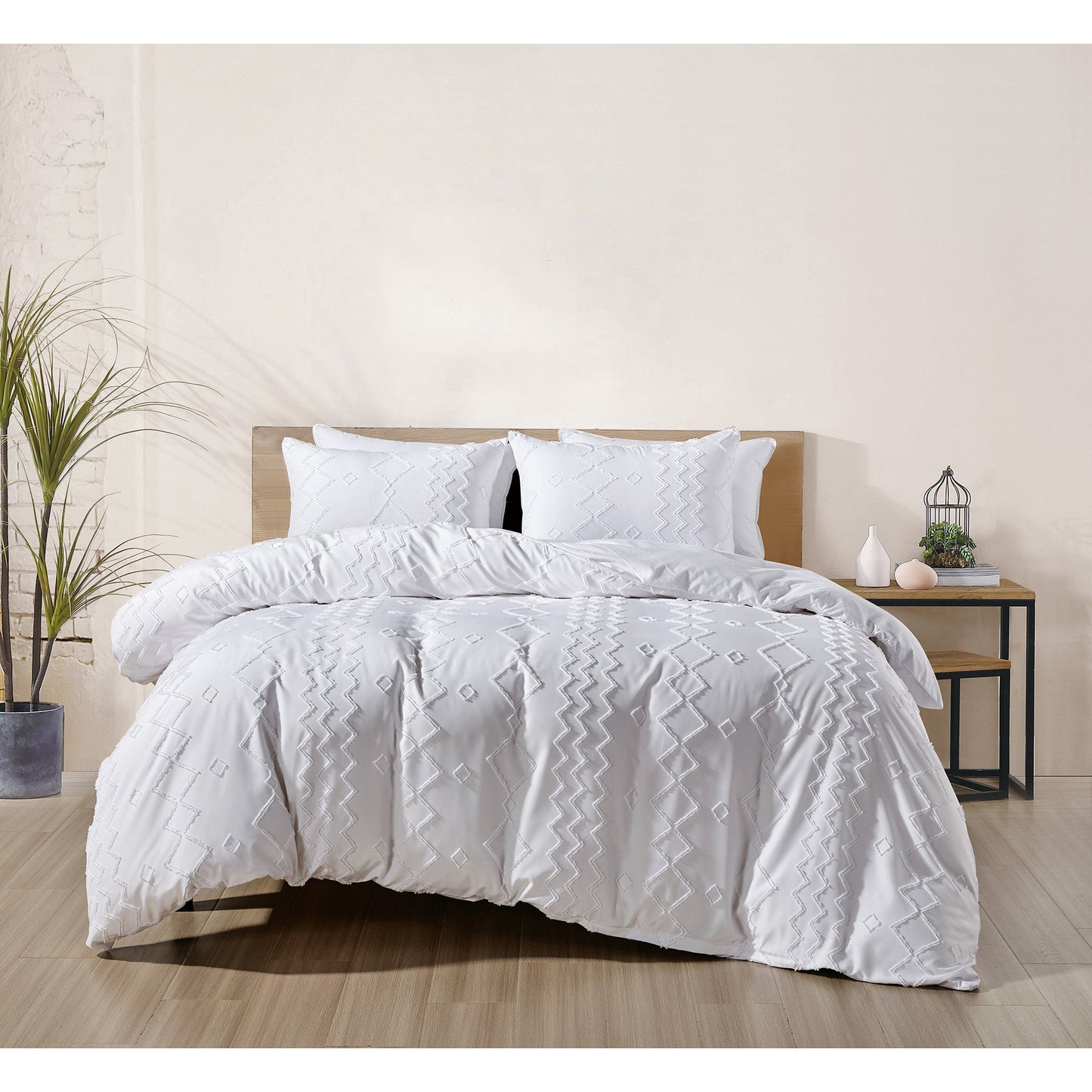 Rynx | 3-piece set: Bibb Home tufted cut duvet bedding