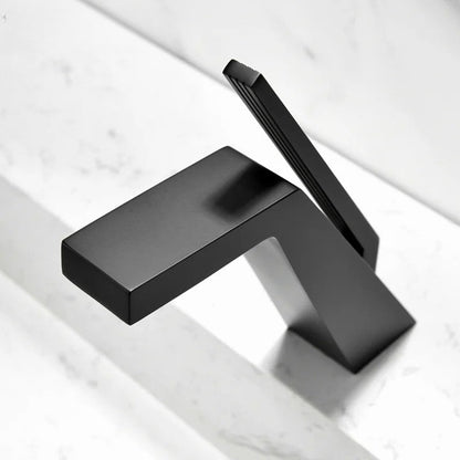Rynx | Streamline Bathroom Faucet