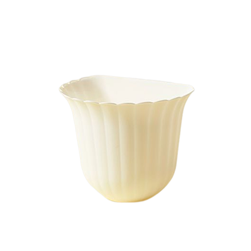 Rynx | Wall-mounted trash can for the kitchen