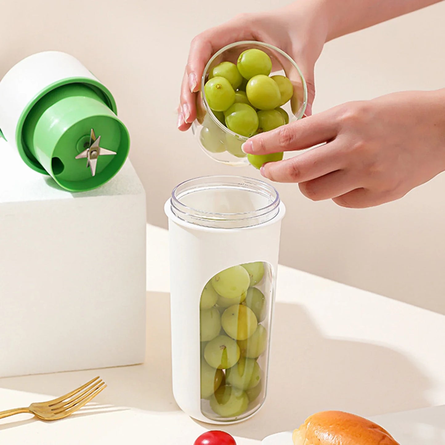 Rynx | Freshsqueeze - Portable blender and juicer 480ml