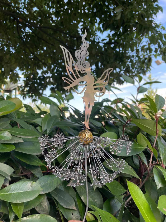 Rynx | Perfect Wonderland garden decoration - Stick Fairies and Dandelions dance together