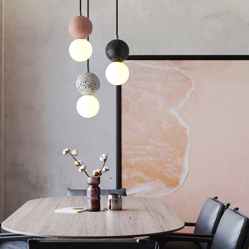 Rynx | Modern Ball-Shaped Table Lamp with Led