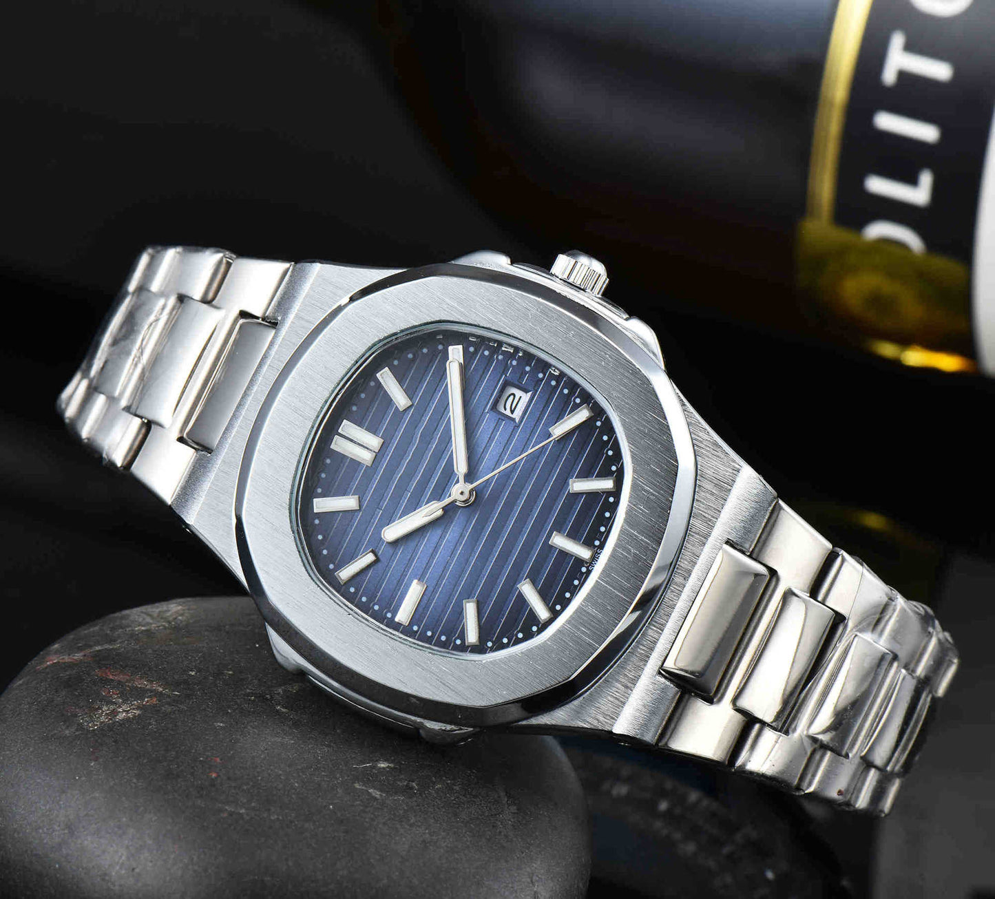 Rynx | Three-hand quartz seconds go date steel strap watch
