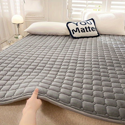 Rynx | Luxurious Solid Color Thick Milk Velvet Mattress Cover - Soft, Comfortable, Breathable Bedding Pad for Restful Sleep in Bedroom, Guest Room, Dorm, and Hotel
