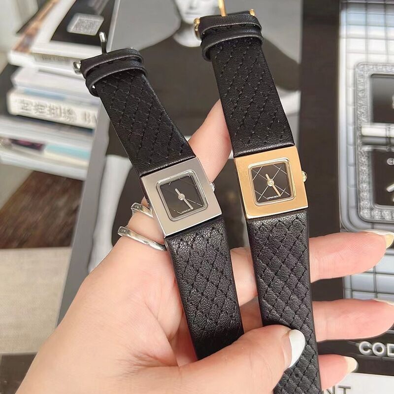 Rynx | Square Retro Design Women's Leather Watch