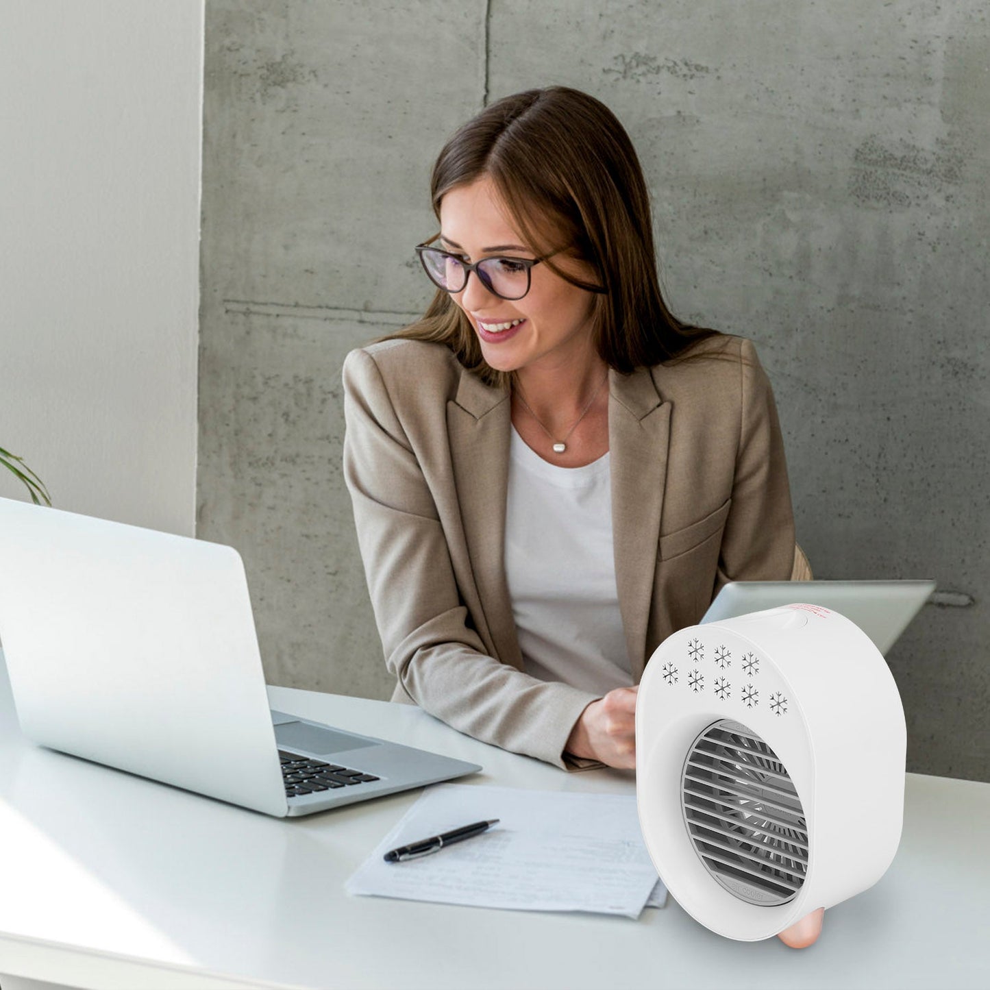 Rynx | 4-in-1 Portable Mini Desk Water Mist Cooling Air Conditioner