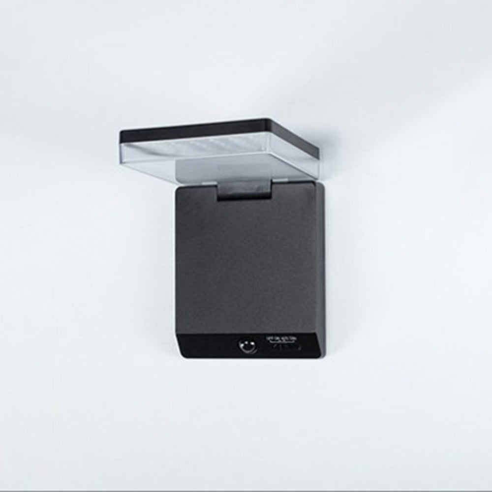 Rynx | SensorMotion - Modern LED Outdoor Wall Light