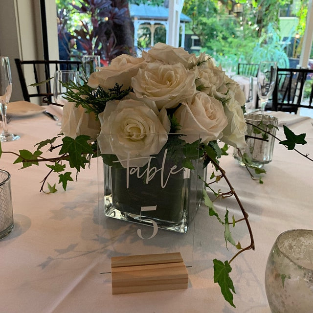 Rynx | Wedding table numbers with holders