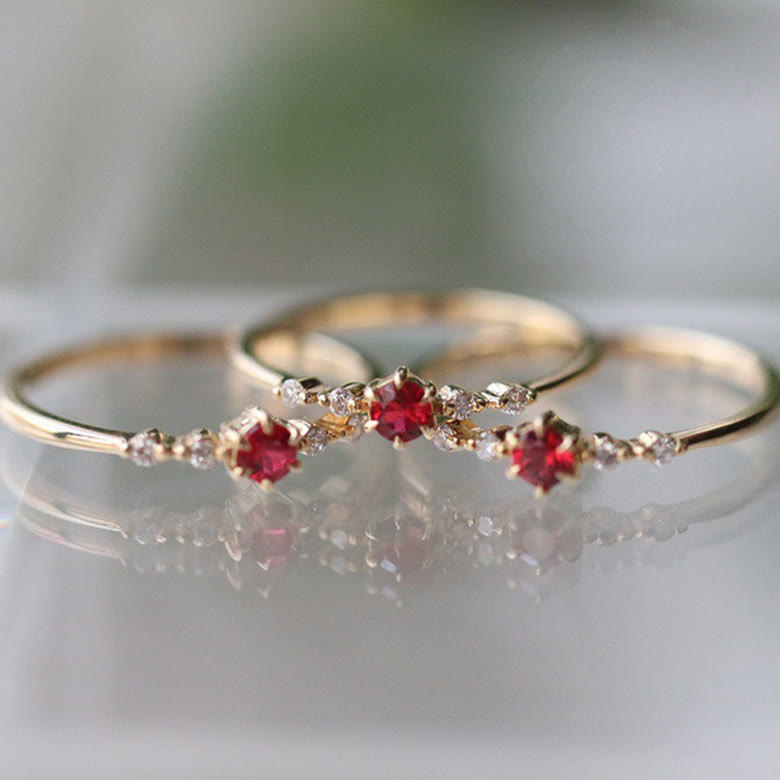 RYNX | 18K Gold Garnet Stone Ring - A Touch of Elegance