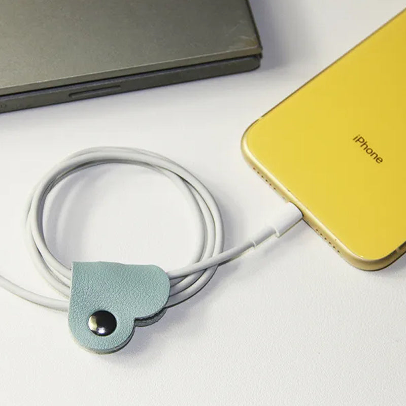 Rynx | Heart Cable Organizer