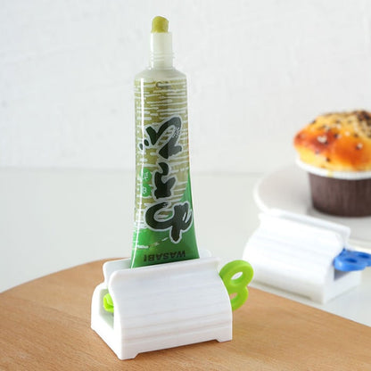 Rynx | TubeSqueezer - A new and safe way to use toothpaste!