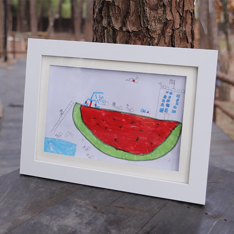 Rynx | Art photo frame for children