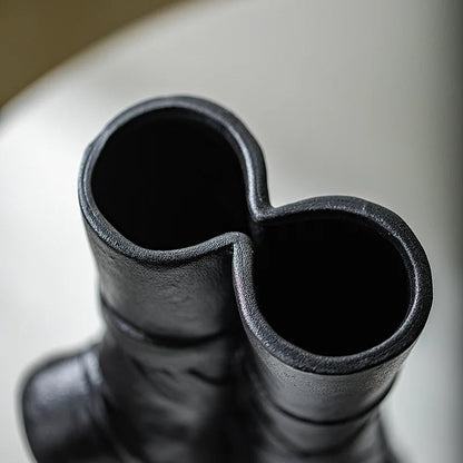 Rynx | Elegant ballet-inspired ceramic flower vase