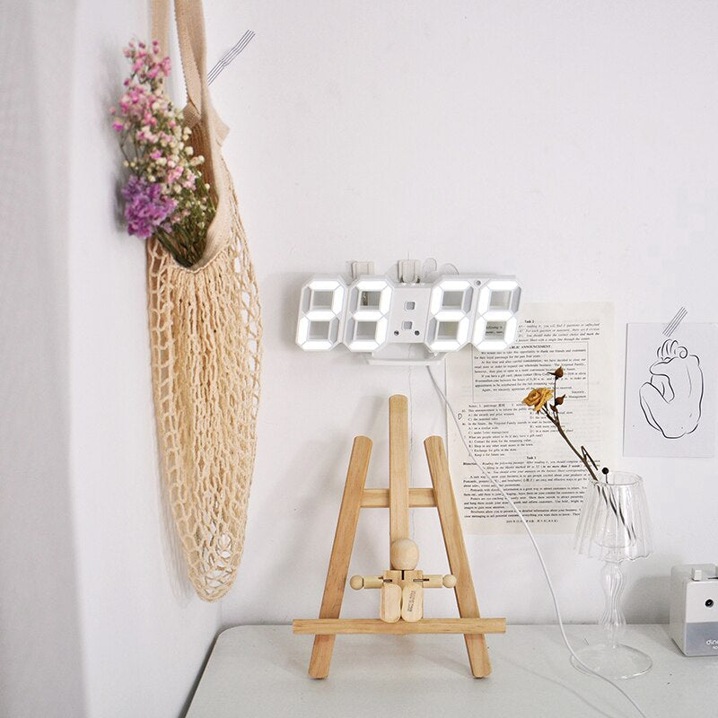 Rynx | LED-Digital Wall Clock - Temperature and Alarm