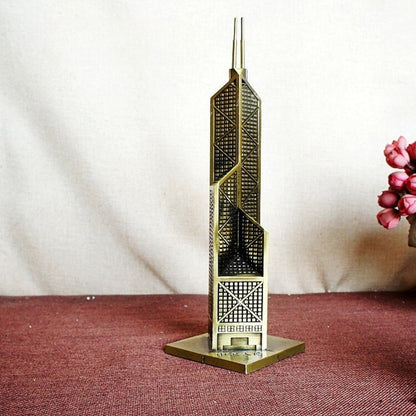 Rynx | FamousEmpire - Parisian figures made of miniature metal