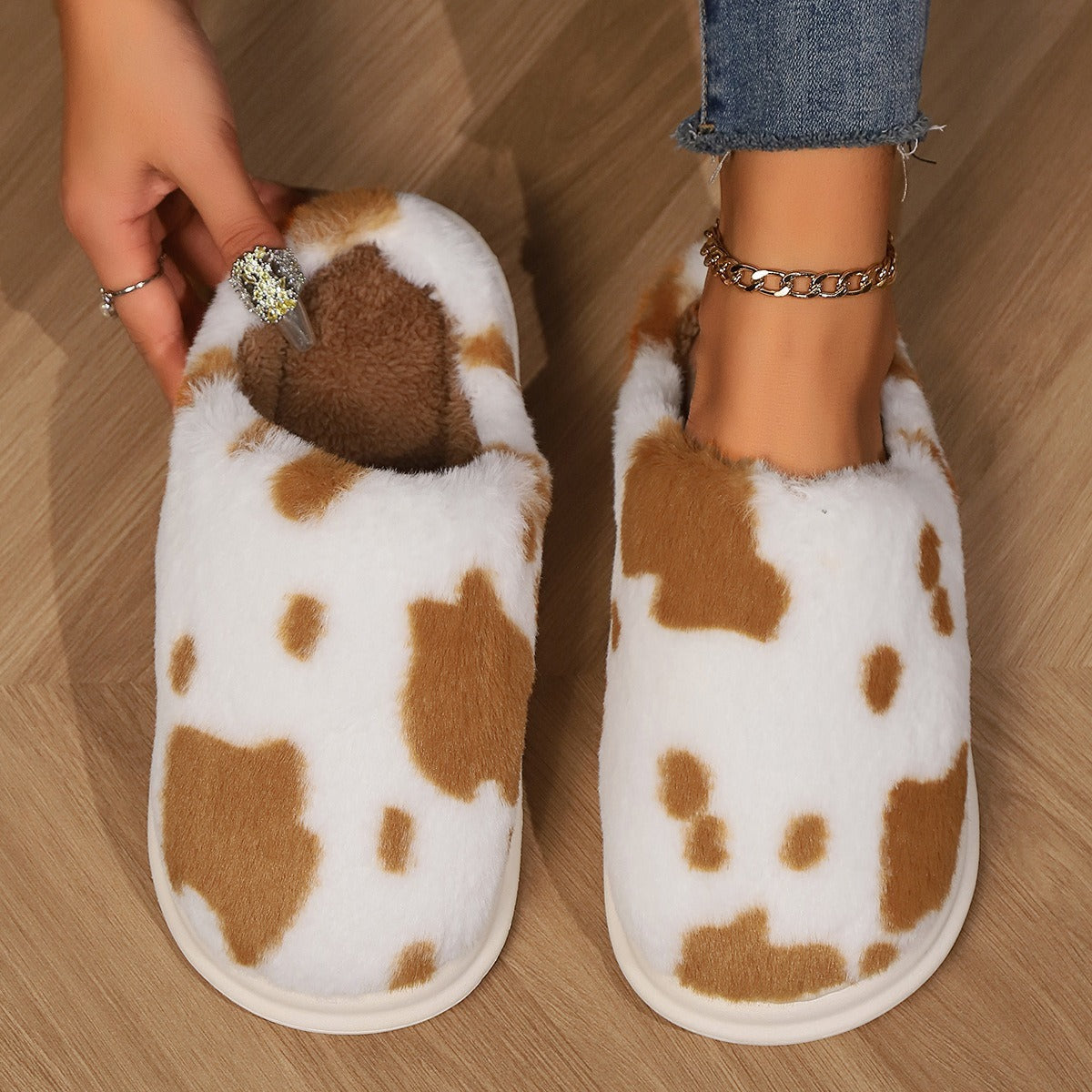 Rynx | Shady Cow Print Plush Slippers for Couples - Cozy Anti-Slip Soft Home Shoes for Winter