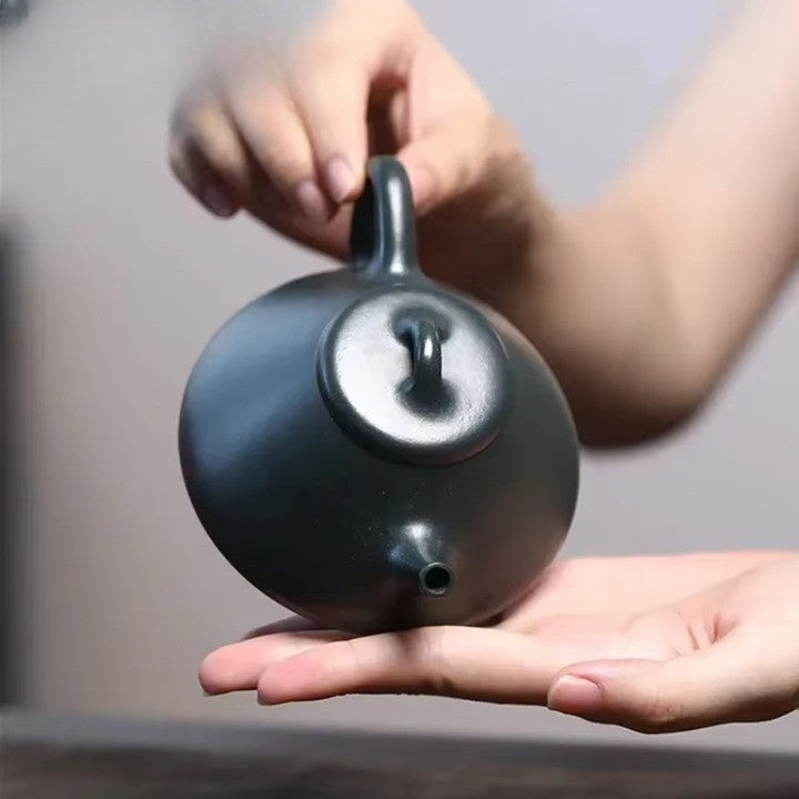 Rynx | Japanese-Style Zen Handmade Clay Teapot