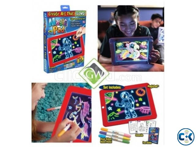 Rynx | Magic Pad Illuminated LED drawing tablet with 6 pens - 3D
