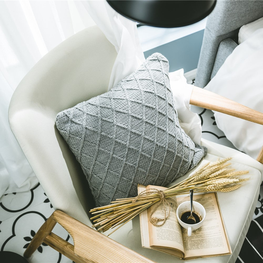 Rynx | Elegant Gray Knitted Pattern Decorative Pillowcase