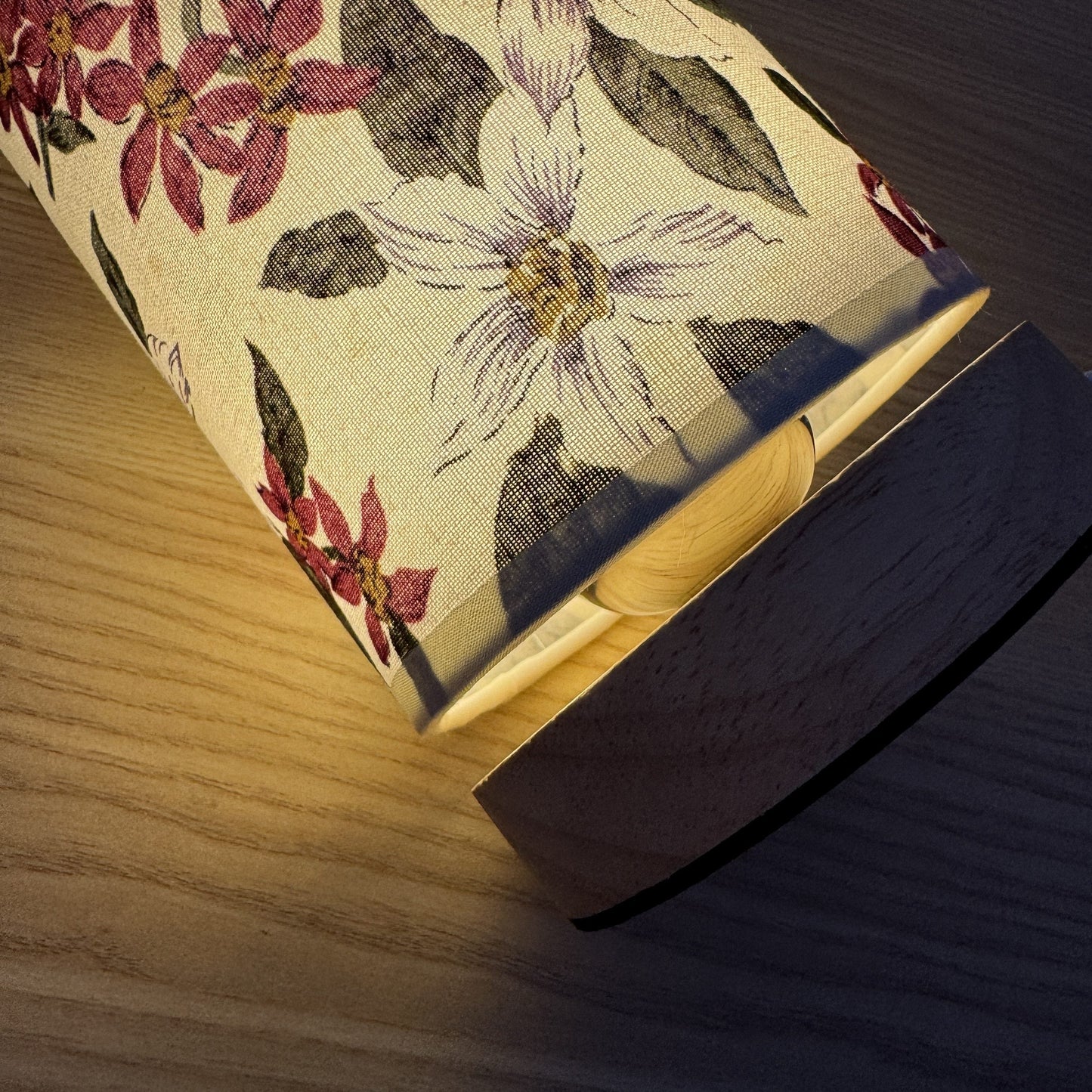 Rynx | HoutLys - Creative Wood Table Lamp with LED