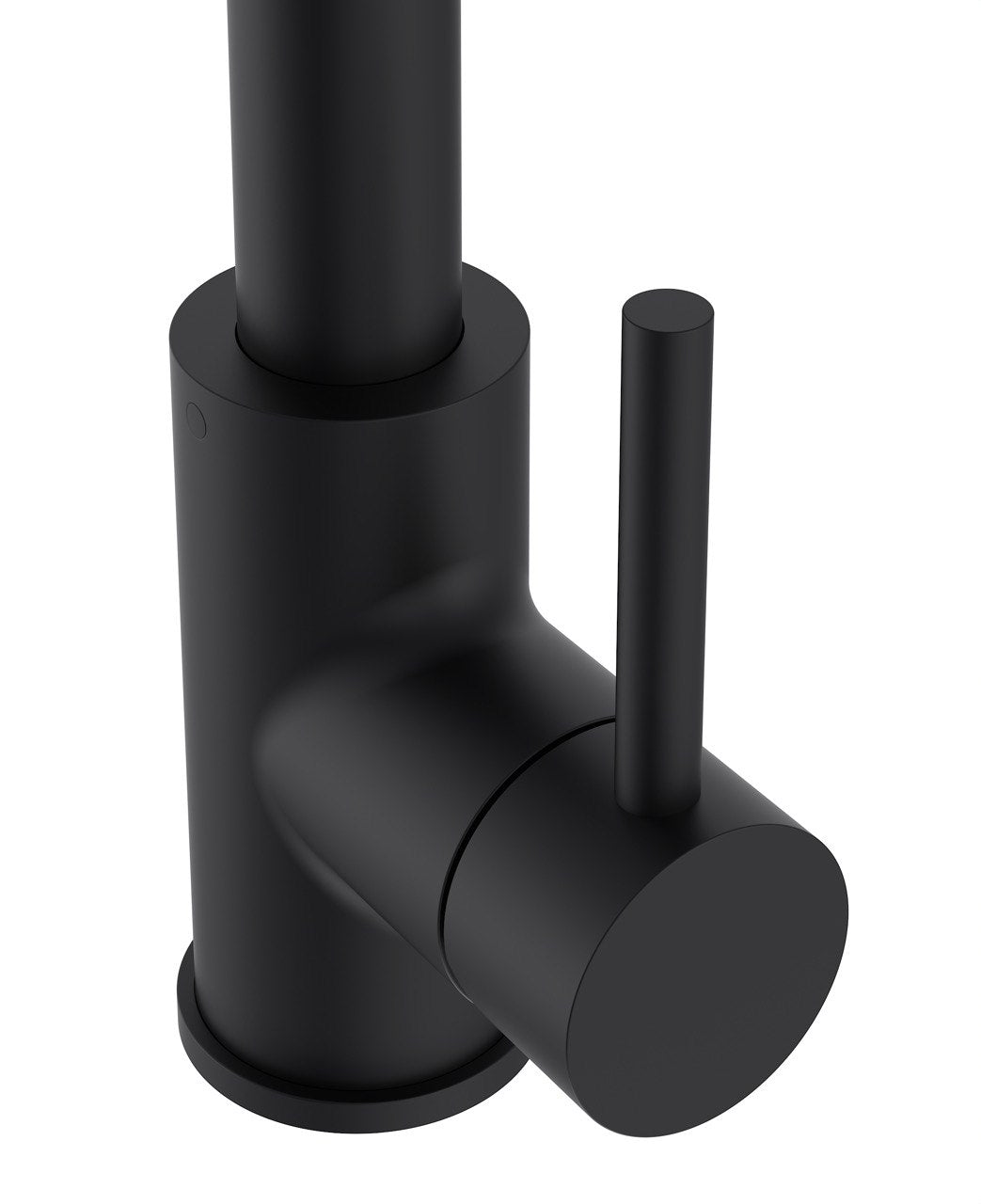 Rynx | Kitchen faucet with pull-out spray / Matte black design / Single hole installation / Single handle operation