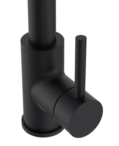 Rynx | Kitchen faucet with pull-out spray / Matte black design / Single hole installation / Single handle operation