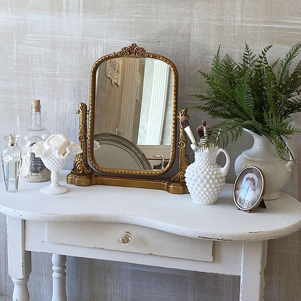 Rynx | Ornate Shiny Cosmetic Mirror