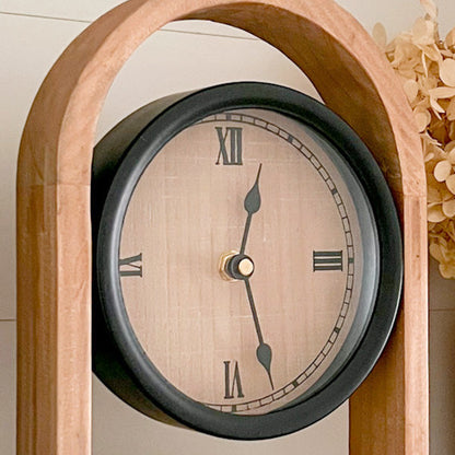 Rynx | Eclectic wooden table clock
