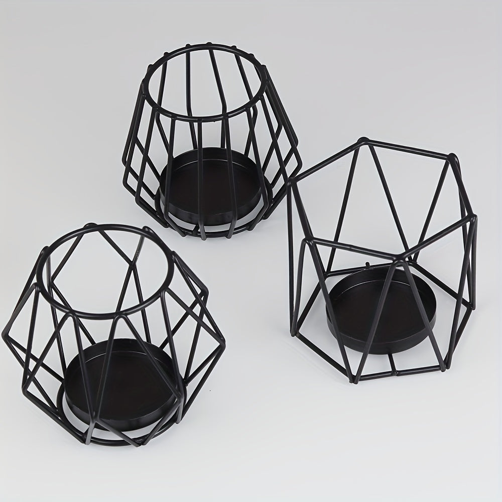 Rynx | Golden Metal Candle Holder Set - Stylish Table Decoration
