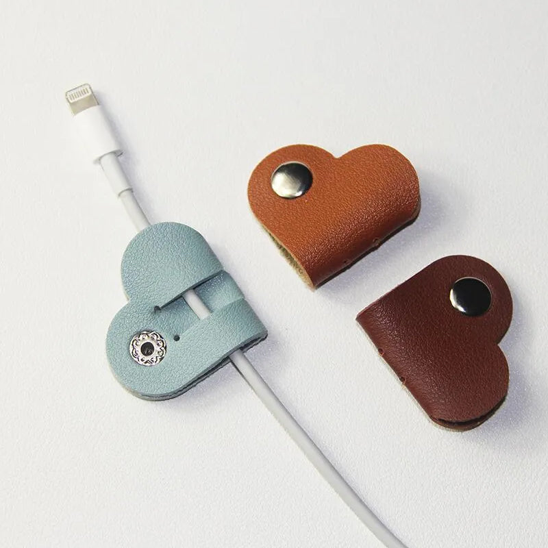 Rynx | Heart Cable Organizer