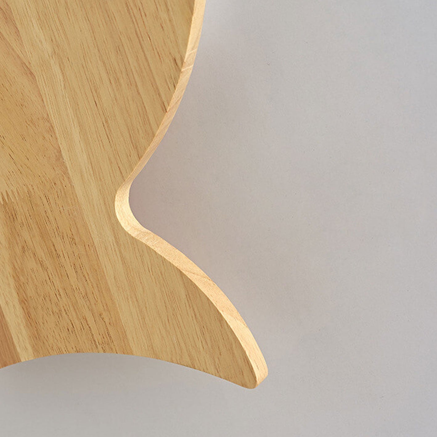 Rynx | Fynnora Nordic Wall Lamp | Oak & Acrylic | Minimalist Fish Design | LED Lighting