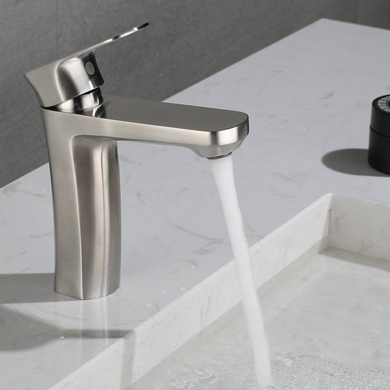 Rynx | Square 1-Handle Basin Mixer 1 Hole Basin Mixer