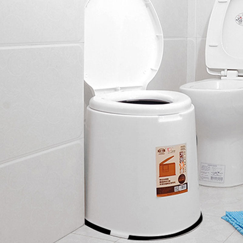 Rynx | Modern Plastic Floor-Mounted Toilet Bowl with Seat for the Bathroom