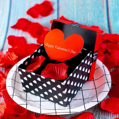 Rynx | Romantic Elegance Silk Rose Petals Collection: 1000 Luxurious Red Petals for Memorable Celebrations