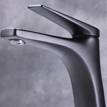 Rynx | Contemporary Copper Vessel Faucet Low Arc Vessel Faucet