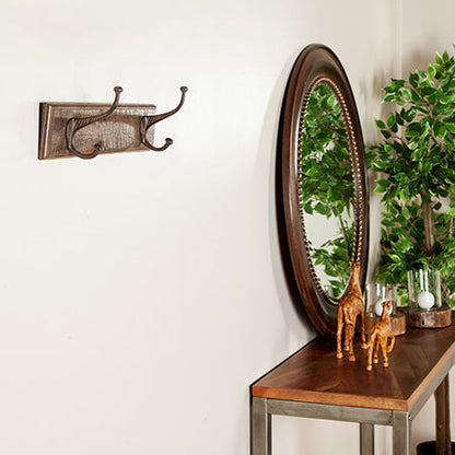 Rynx | Worn wooden coat hooks
